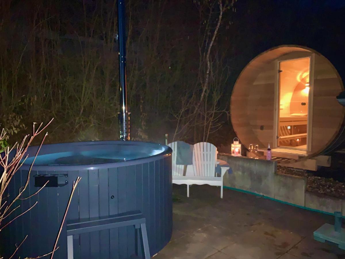Idylle Seepark - Haus Mit Pool Und Fasssauna Kirchheim (Hessen) Exterior foto